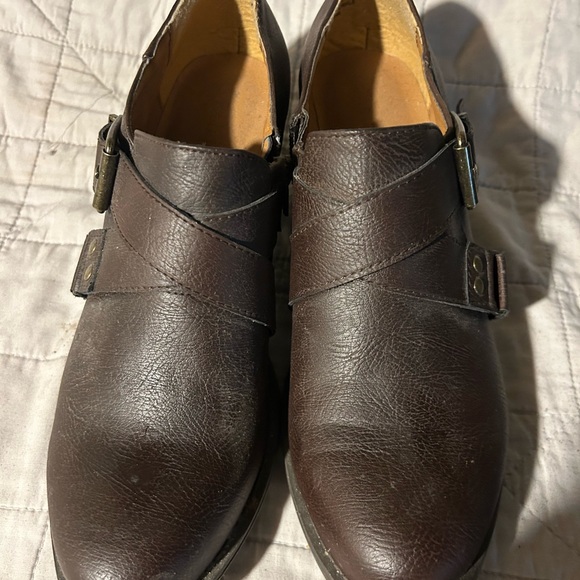 Relativity - Picture 2 of 5